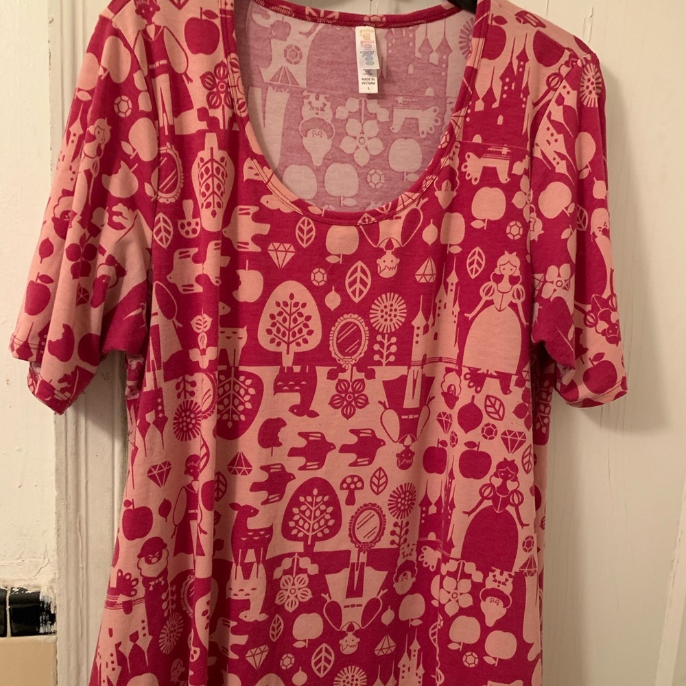 LuLaRoe Large Disney Perfect T (Snow White)